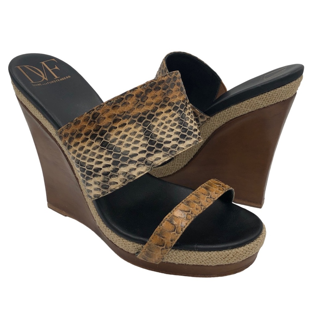 Diane Von Furstenberg Snakeskin Print Wood Wedge Platform Sandals Size 7.5